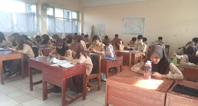 LITERASI KEPENDUDUKAN: PROGRAM CIRI KHAS SEKOLAH SIAGA KEPENDUDUKAN SMAN 1 DRAMAGA